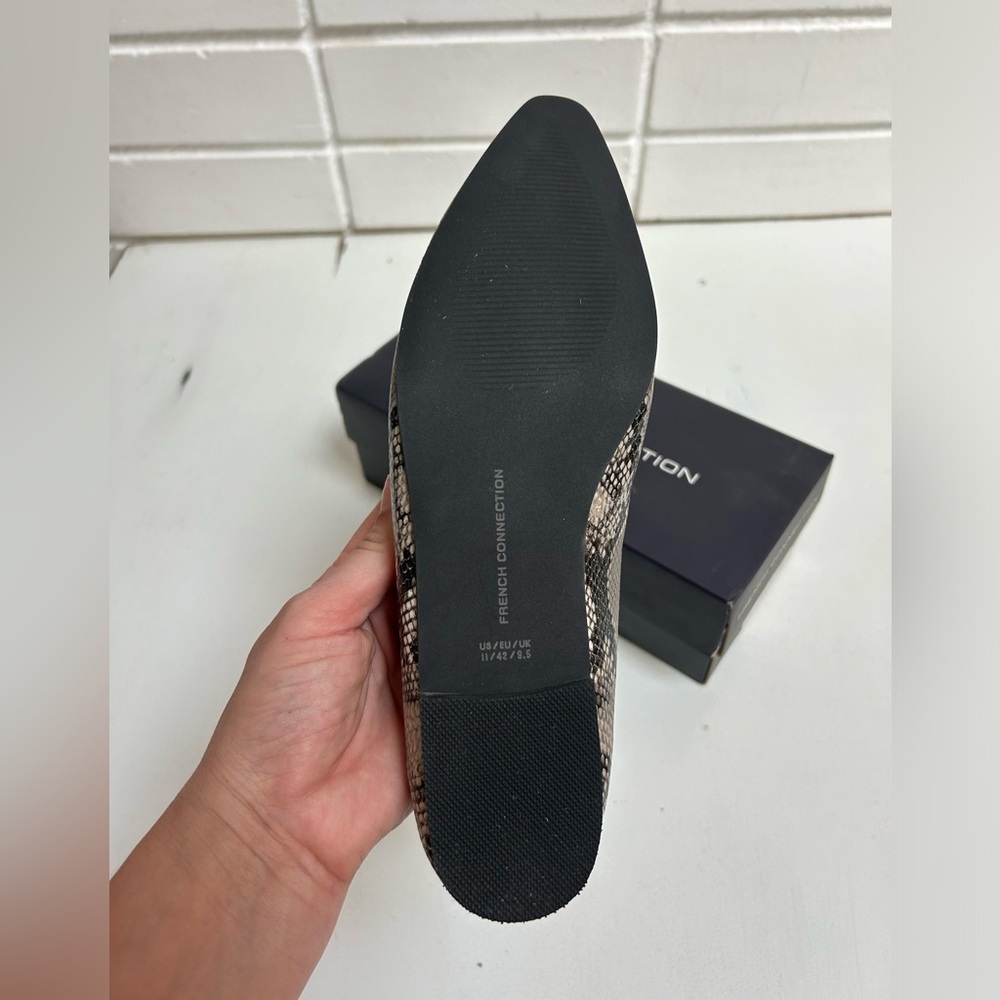 French Connection "The Emme" snake print ballet flats size 10/11 - Picture 4 of 7